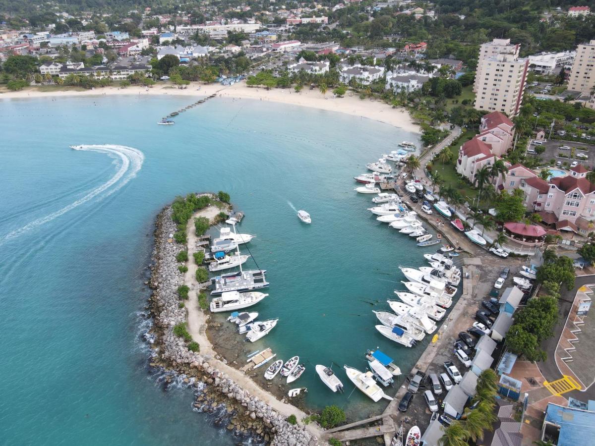 Ocho Rios Sandcastles A19 Εξωτερικό φωτογραφία